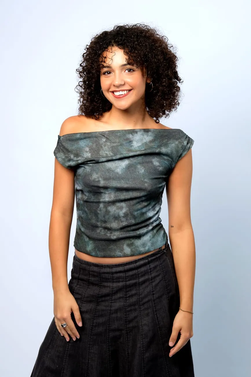 Desiree Katakis as Dani Stephanidis