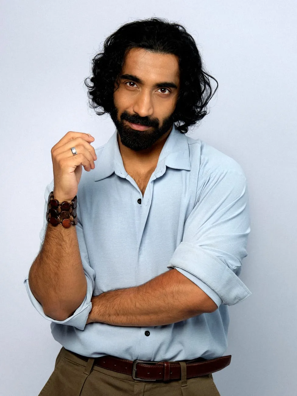 Stefan Ranaja Weerarathna as Suren De Silva